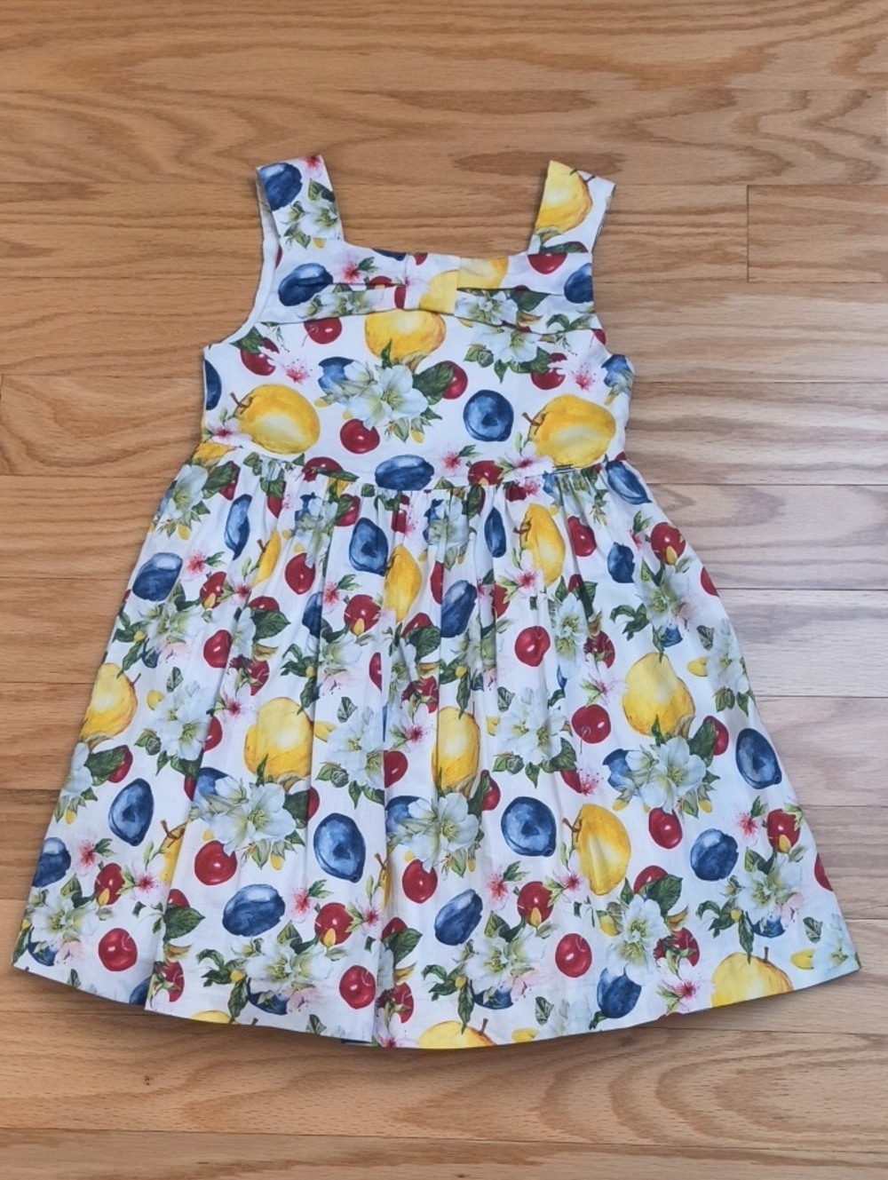 Mayoral White Sundress w/ Fruit Size 8 EUC